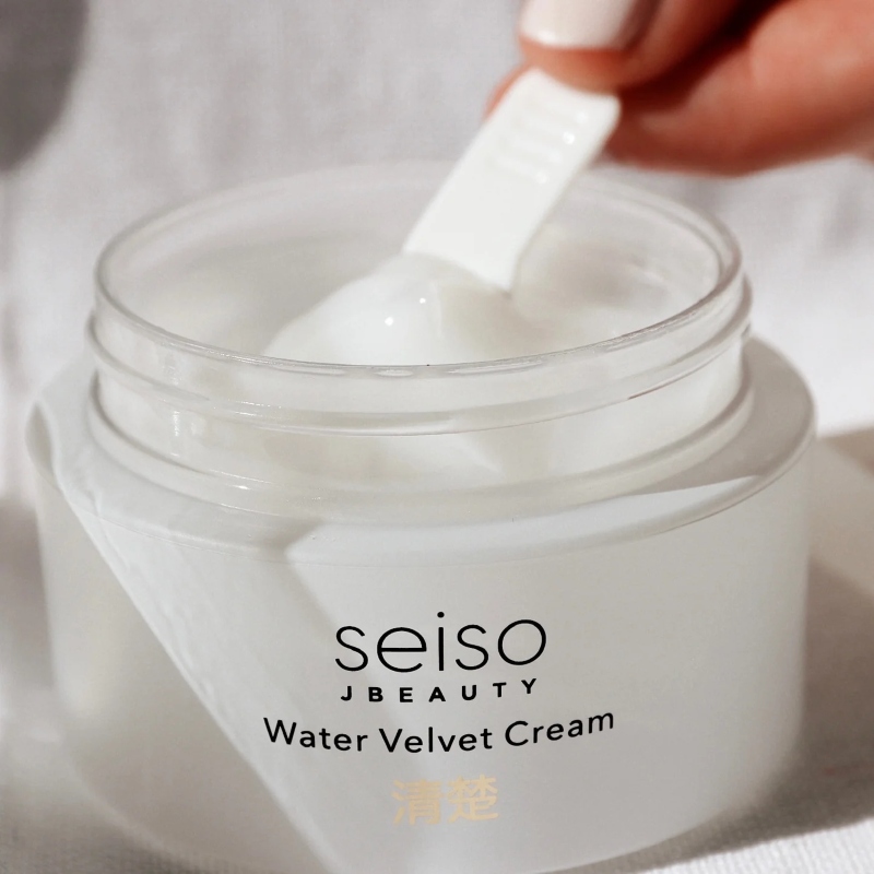Seiso Water Velvet Cream rất giàu dưỡng chất.