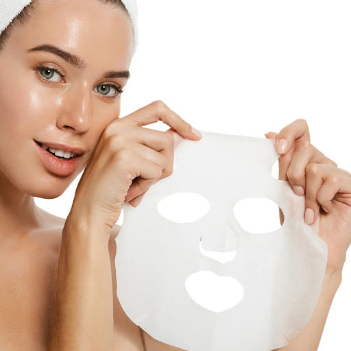 Đắp mặt nạ bổ sung thêm dưỡng chất cho sự phát triển của da