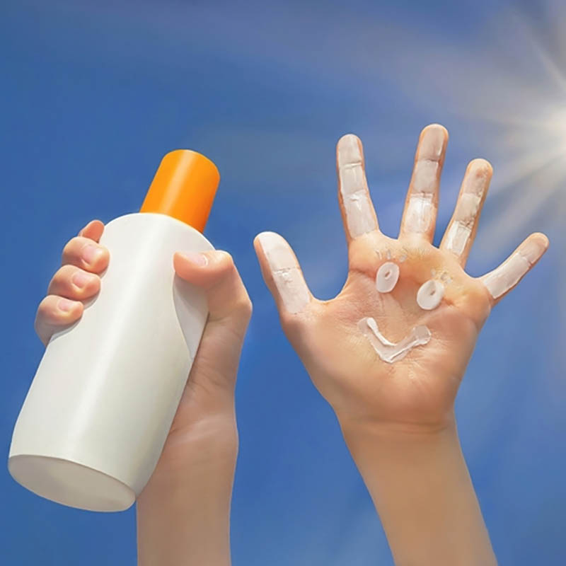 Kem vừa chống nắng vừa dưỡng da là sản phẩm chống nắng tích hợp thêm thành phần dưỡng ẩm