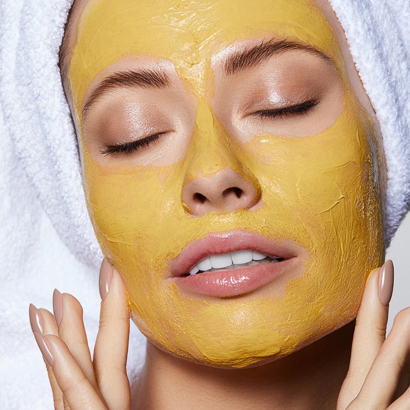 Công thức mặt nạ từ nghệ và chanh giúp da mặt bạn mịn màng, tươi sáng và khỏe mạnh.